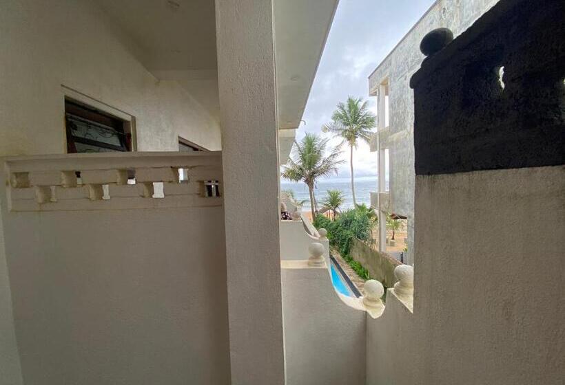 بنسيون Mirage Beach House At Morava Court