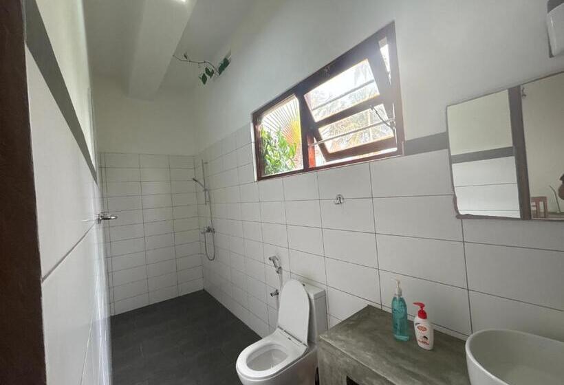 بنسيون Mirage Beach House At Morava Court