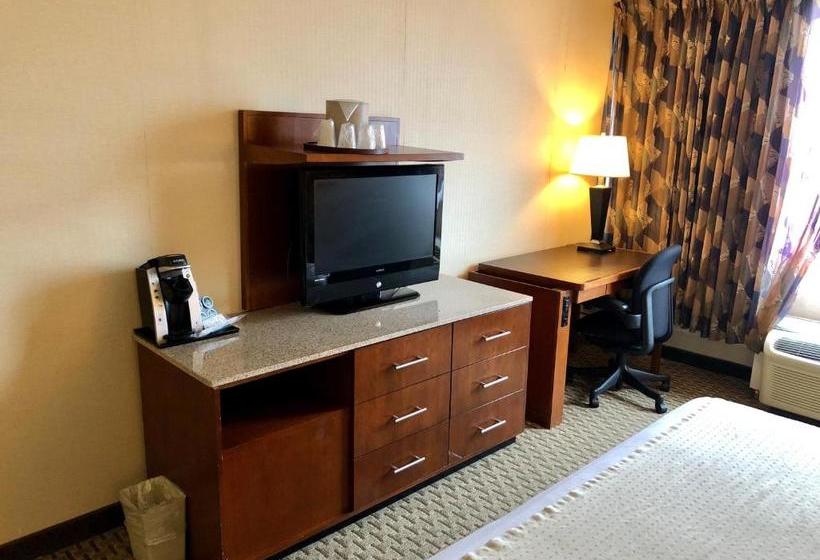 Hotel E  Banquet And Conference Center  Edison