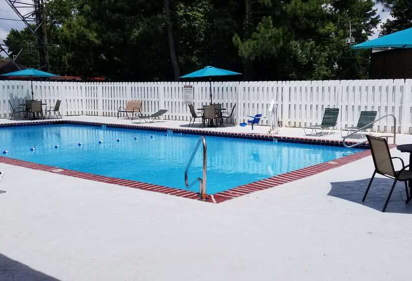 فندق Studio 6 Suites Memphis, Tn East Memphis