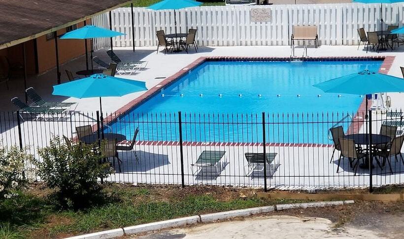 فندق Studio 6 Suites Memphis, Tn East Memphis