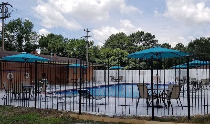 فندق Studio 6 Suites Memphis, Tn East Memphis