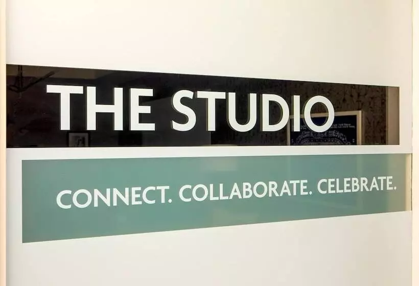 호텔 Crowne Plaza Boston   Woburn, An Ihg