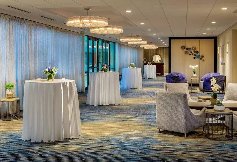 호텔 Crowne Plaza Boston   Woburn, An Ihg