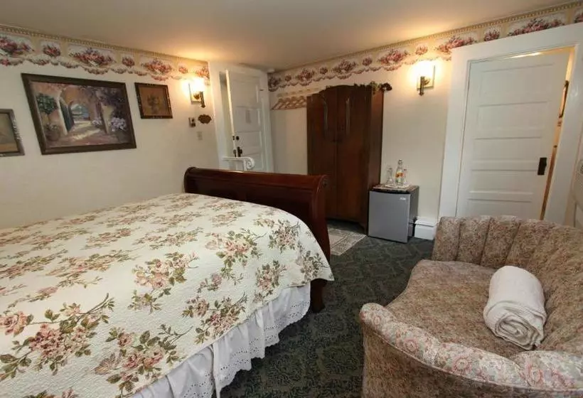 Отель The Raford Inn