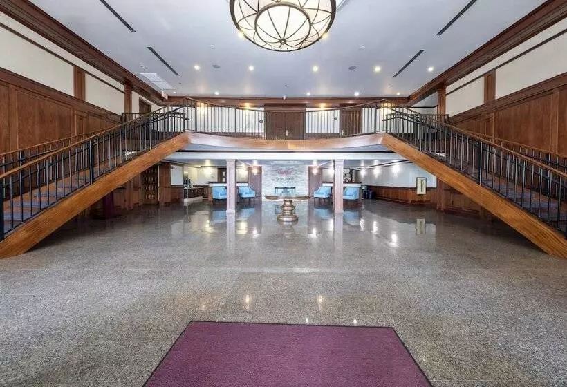 فندق Red Roof Inn & Suites Wilmington – New Castle