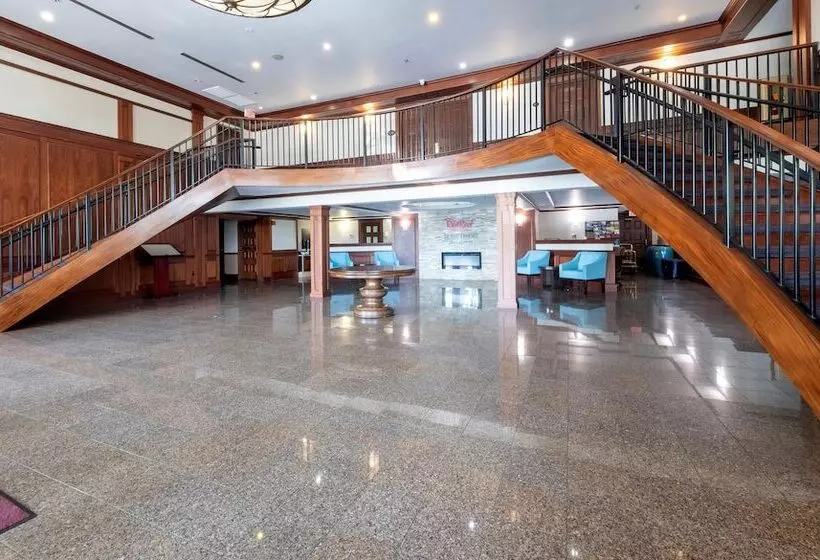 فندق Red Roof Inn & Suites Wilmington – New Castle