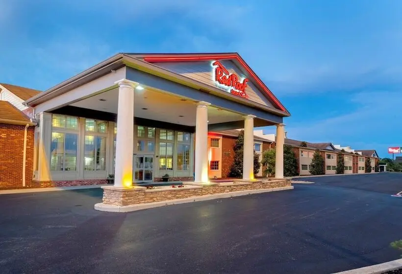 Hotelli Red Roof Inn & Suites Wilmington – New Castle