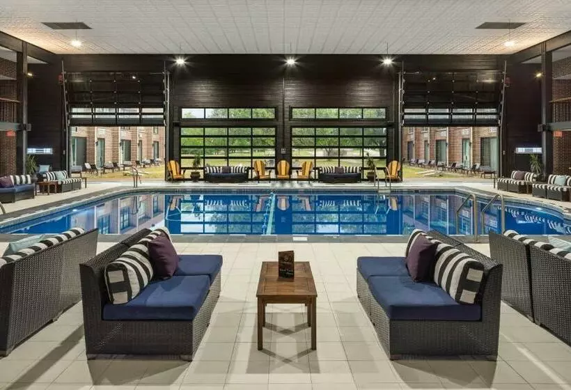 酒店 The Highlander