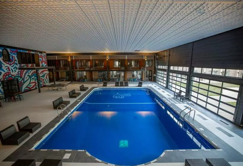 酒店 The Highlander