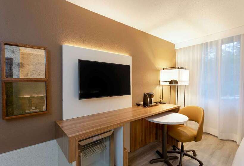 فندق Wyndham Garden Tallahassee Capitol Near Fsu