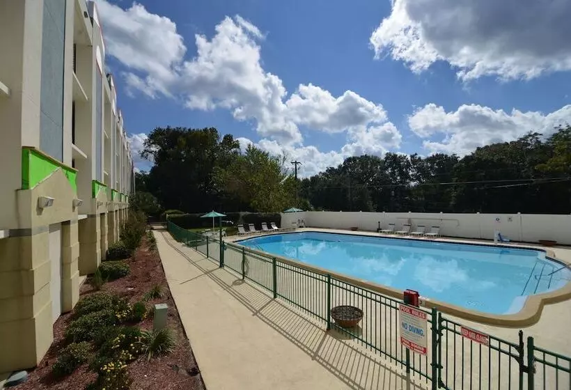 호텔 Wyndham Garden Tallahassee Capitol Near Fsu