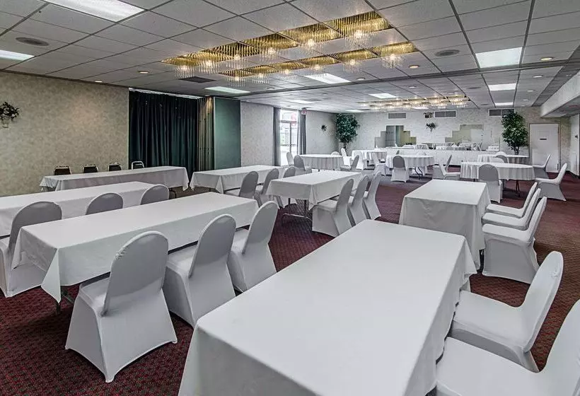 Motel 6 Staunton, Va