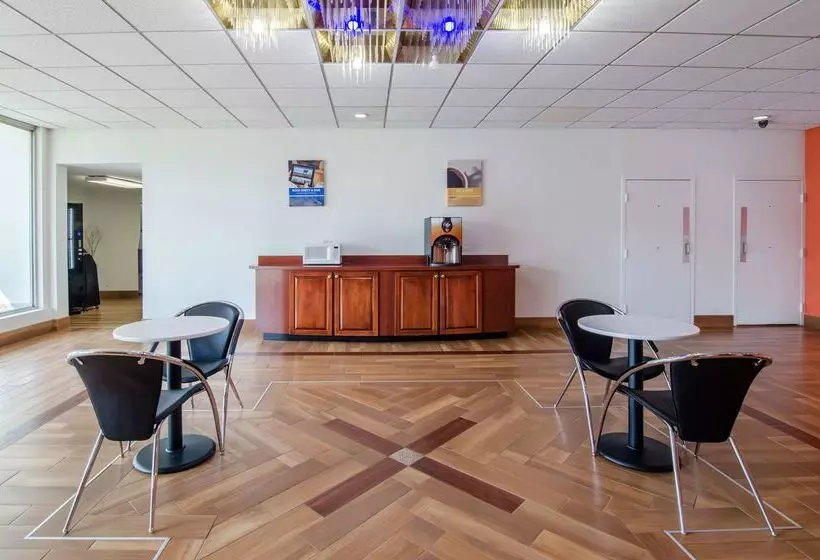 Motel 6 Staunton, Va