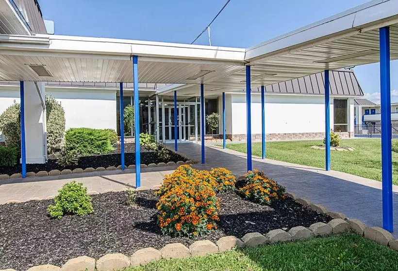 Motel 6 Staunton, Va