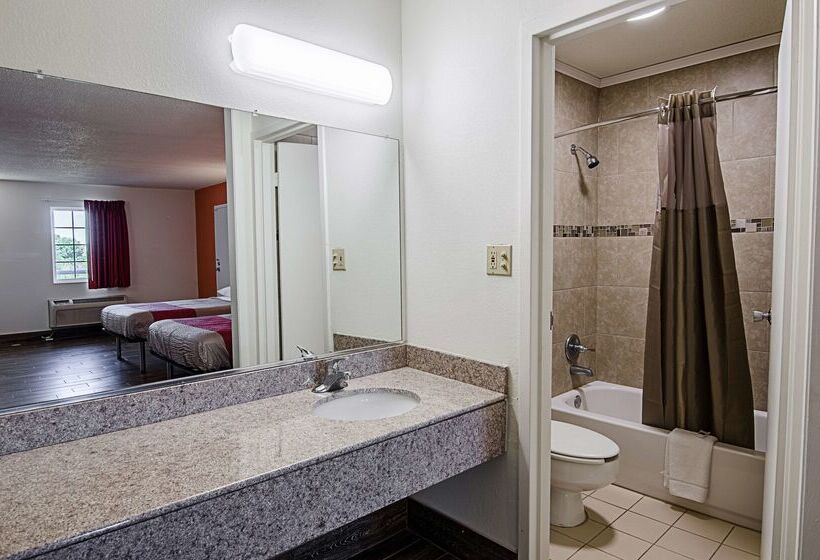 Motel 6 Staunton, Va