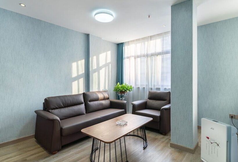 Hotel Rongle Business