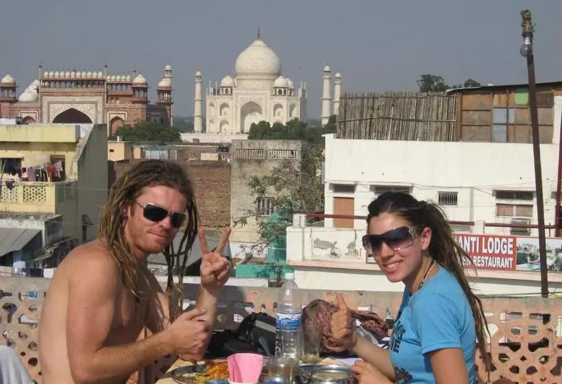 ホテル Sai Palace Walking Distance From Taj Mahal View Of Taj Mahal