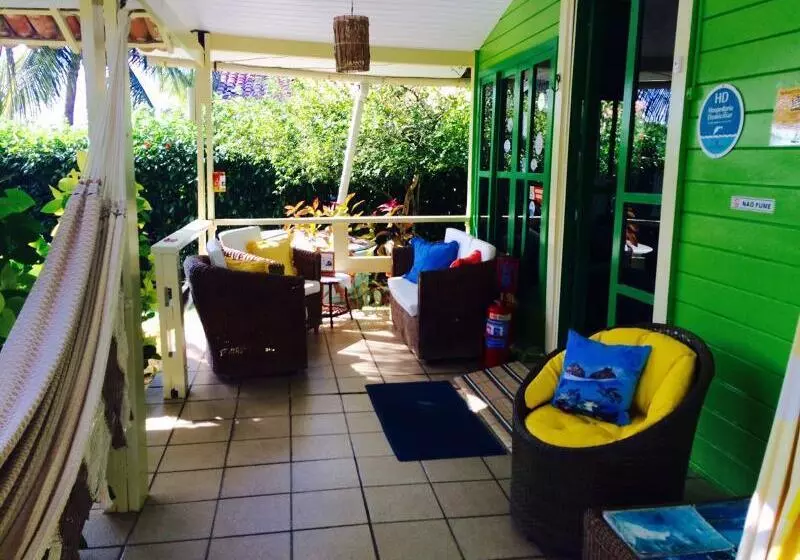 هتل Pousada Algas Marinhas