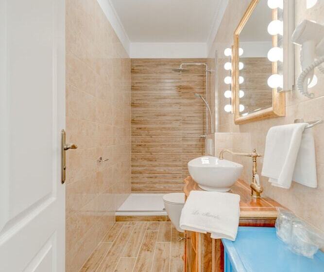 Otel Le Monde Luxury Accommodation