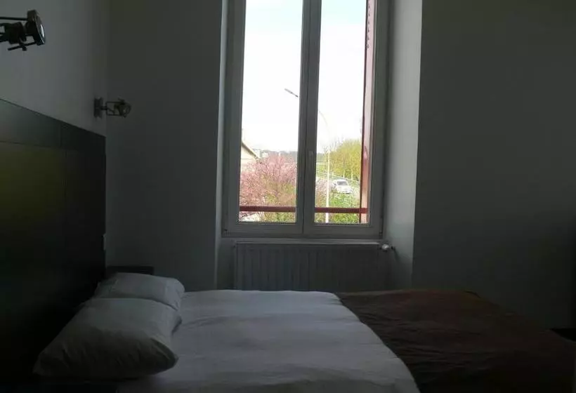 ホテル Le Saint Julien