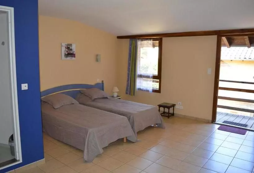 ホテル Restaurant Du Midi