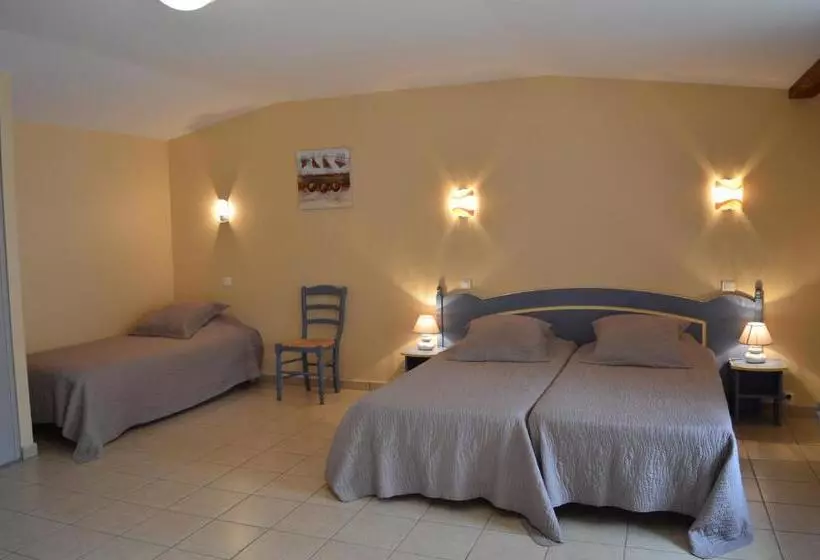 ホテル Restaurant Du Midi