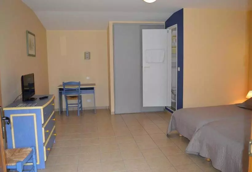 ホテル Restaurant Du Midi