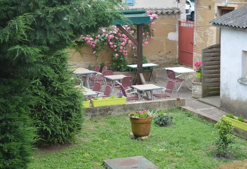 ホテル Restaurant Du Midi