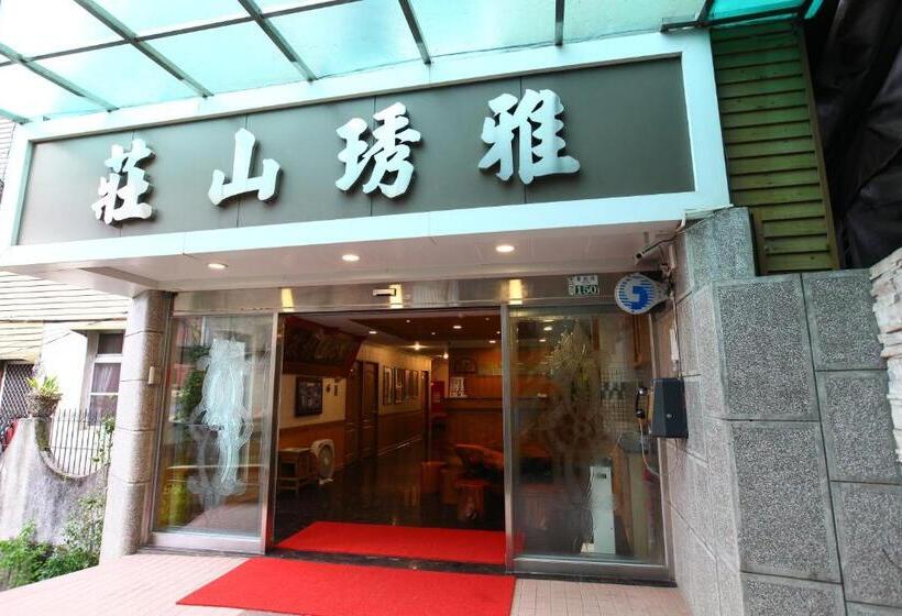 هتل Yeashow Villa