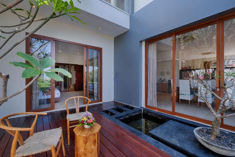 Kutus Kutus Keramas Villa