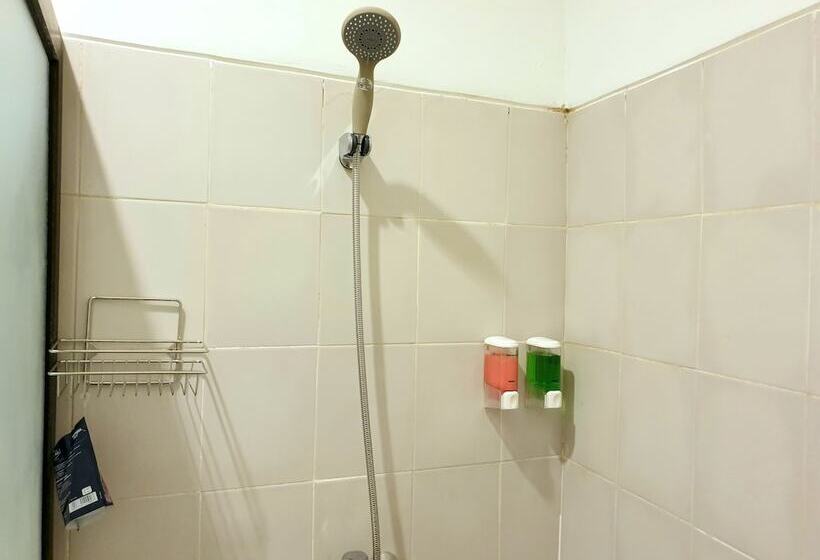 膳宿费 Comfy Room In Piliau Residence