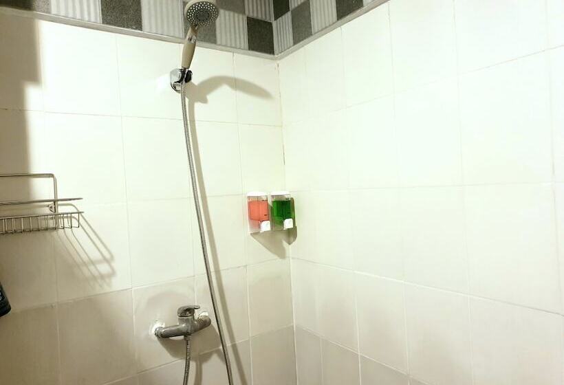 膳宿费 Comfy Room In Piliau Residence