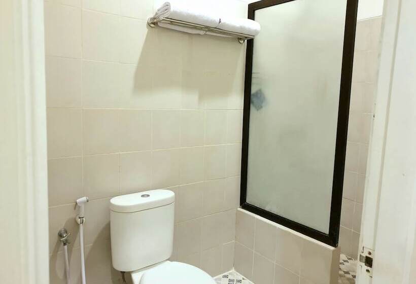 膳宿费 Comfy Room In Piliau Residence