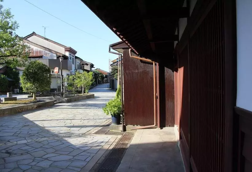 ペンション Toyama Takaoka Kanayamachi Samanokohouse