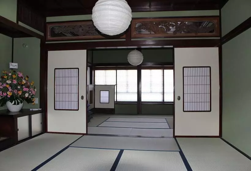 ペンション Toyama Takaoka Kanayamachi Samanokohouse