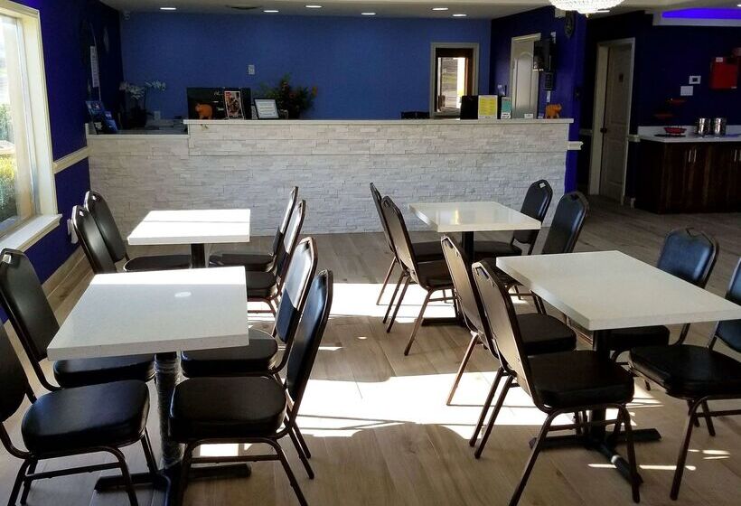 בית מלון כפרי Americas Best Value Inn Brenham