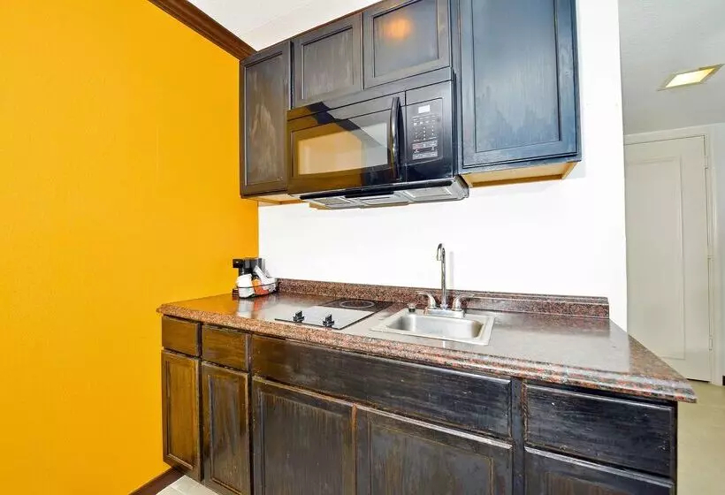 ホテル Americas Best Value Inn Brenham