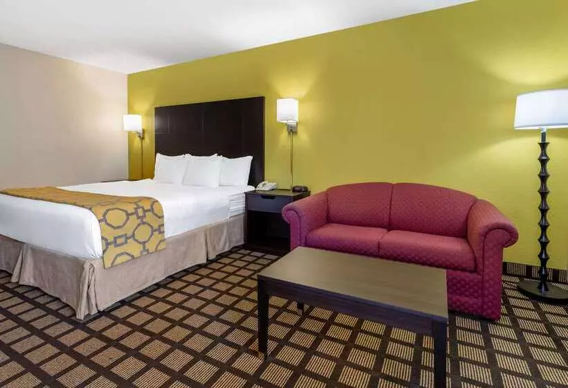 Hotel Baymont By Wyndham Queensbury/lake George