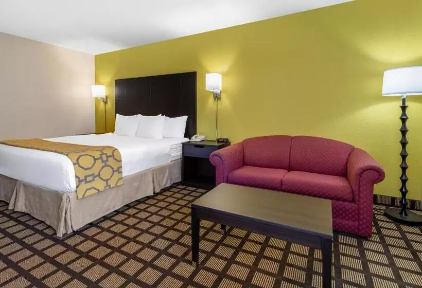 Hotel Baymont By Wyndham Queensbury/lake George