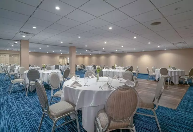 בית מלון כפרי Holiday Inn Cape Cod Hyannis, An Ihg