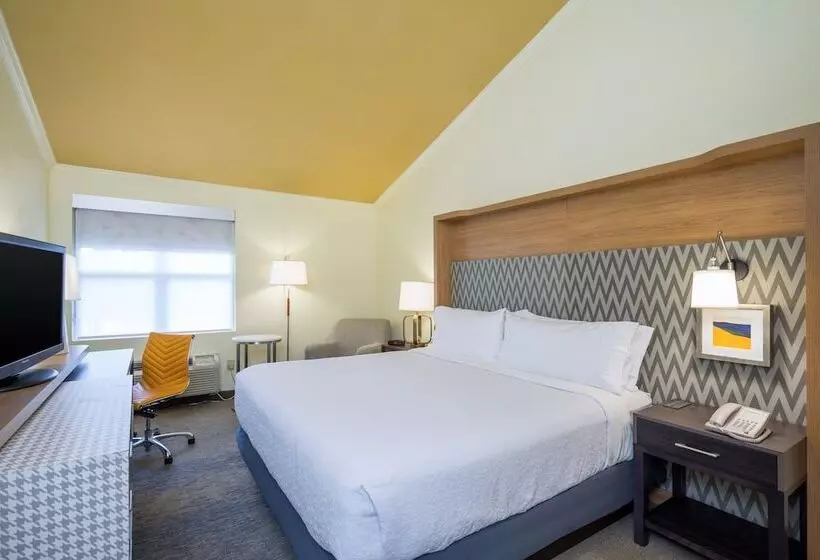 בית מלון כפרי Holiday Inn Cape Cod Hyannis, An Ihg