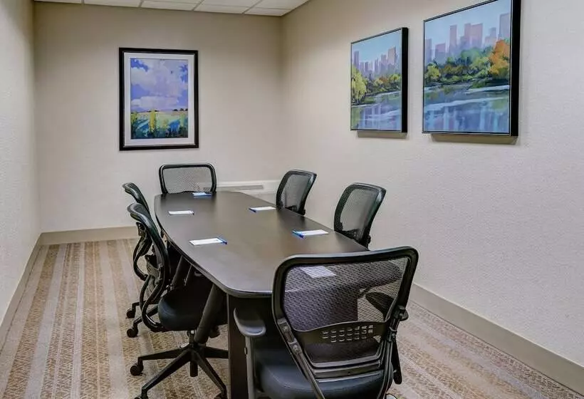 Hotel Holiday Inn East Windsor, An Ihg