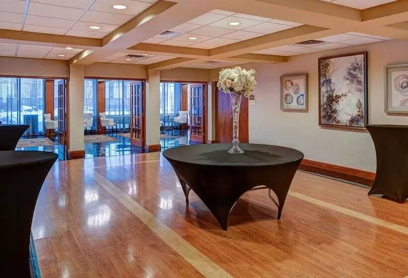 Hotel Holiday Inn East Windsor, An Ihg