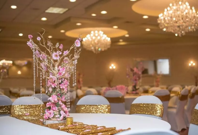 Hotel Holiday Inn East Windsor, An Ihg