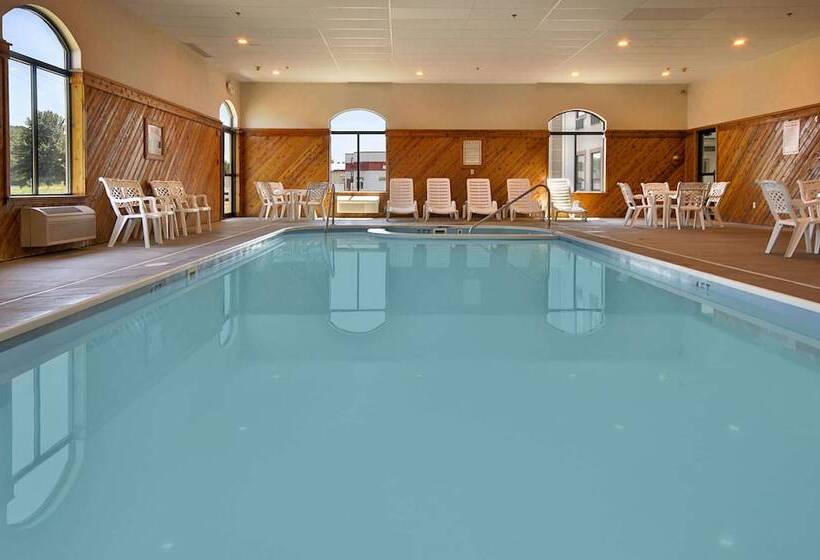 בית מלון כפרי Ramada By Wyndham Strasburg Dover