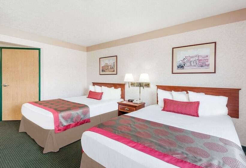 בית מלון כפרי Ramada By Wyndham Strasburg Dover