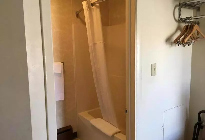 호텔 Red Carpet Inn Gettysburg