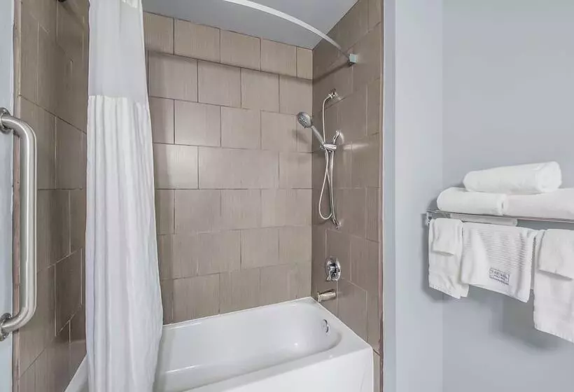 ホテル Red Lion Inn & Suites Sequim At Olympic National Park