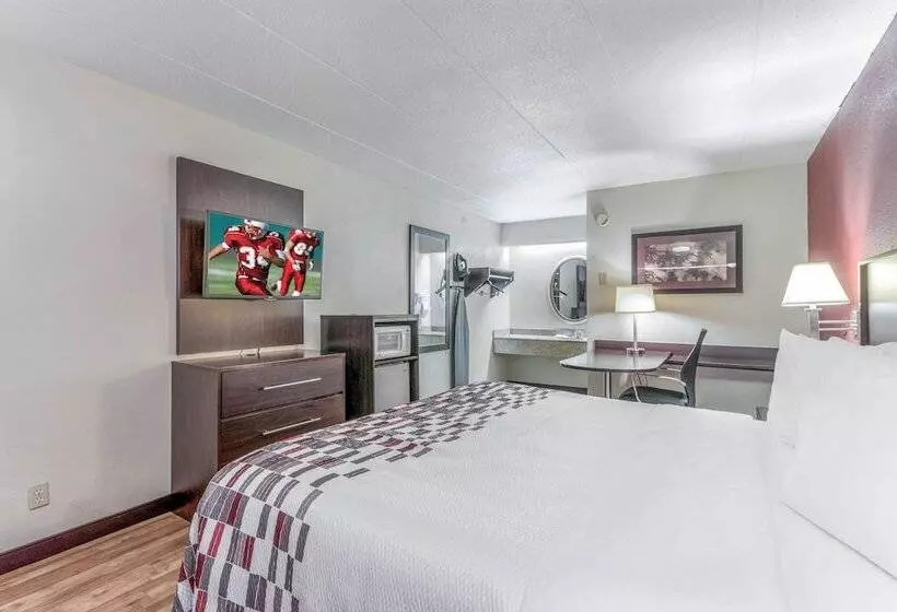 בית מלון כפרי Red Roof Inn Columbia, Mo